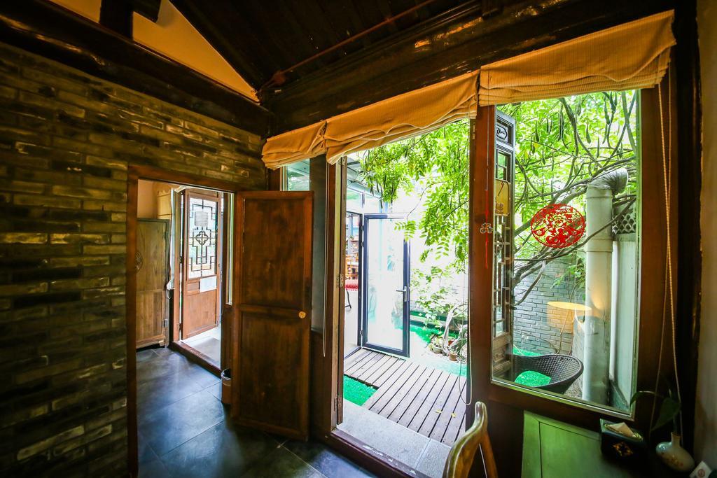 Old Beijing Square Hotel Exterior photo